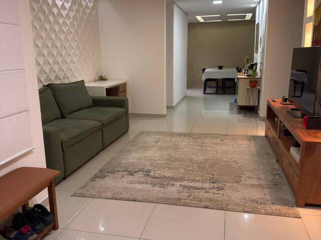 #1641 - Casa para Venda em Jundiaí - SP - 2