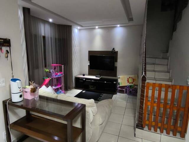 #1647 - Casa para Venda em Jundiaí - SP - 2